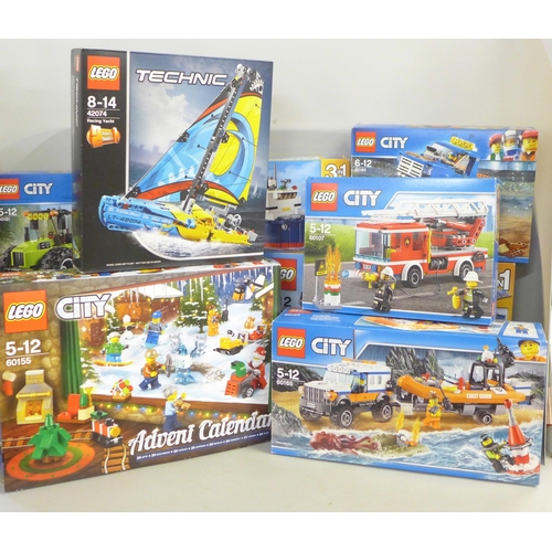 762 - Nine Lego sets; five City including 4 x 4 Response Unit and Heavy Cargo Transport, Technic Racing Ya... 