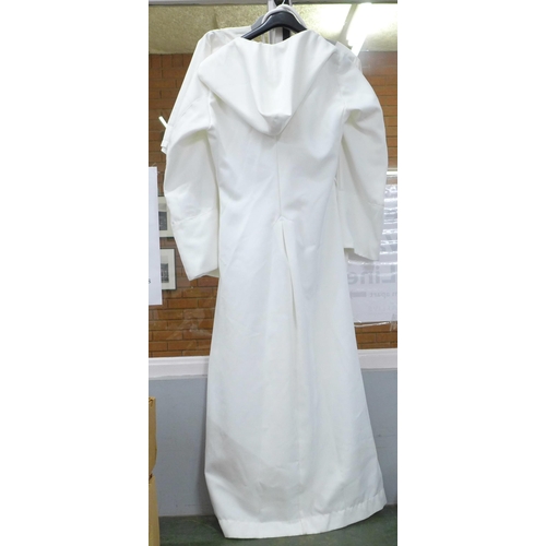 768 - A religious robe and a blouse