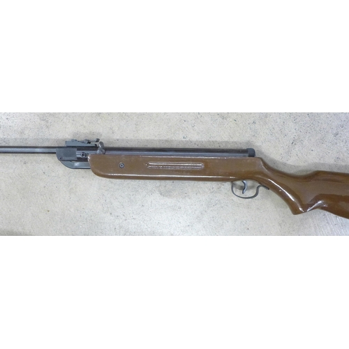 795 - A Westlake Mod B2 .22 cal break action air rifle, boxed