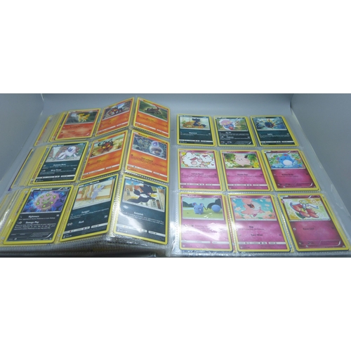 809 - A Pokemon card folder with 396 cards including holographic