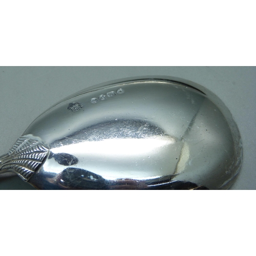 846 - A pair of Victorian silver apostle serving spoons, 110g, 21cm