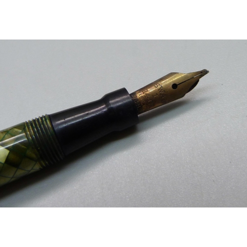 890 - A Swan self-filler fountain pen with 14ct gold nib, Mabie Todd and Co. Ltd., boxed