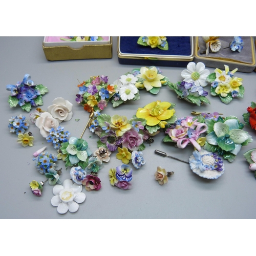 904 - A quantity of bone china floral jewellery