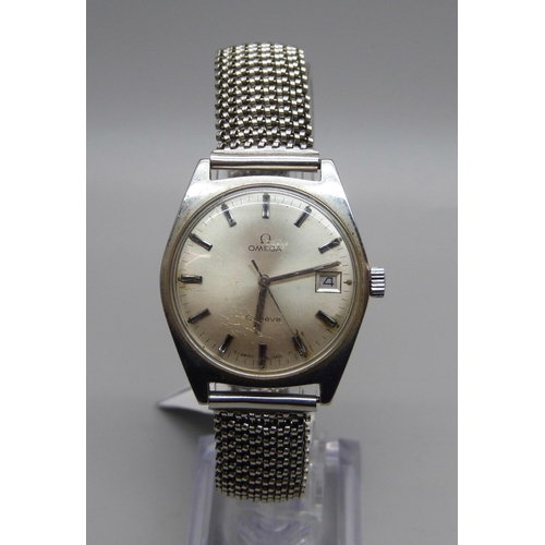 933 - A gentleman's Omega wristwatch with sweep second hand and date