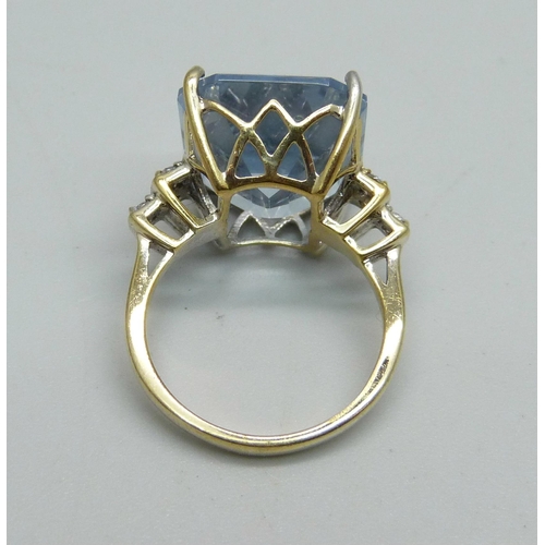 954 - A silver gilt and large blue stone ring, M