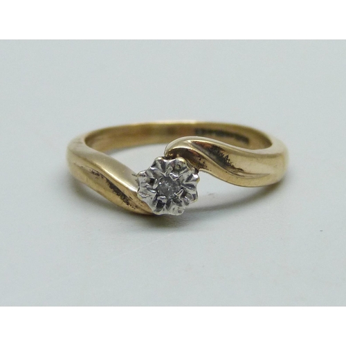 966 - A 9ct gold and diamond solitaire ring, 2.3g, I