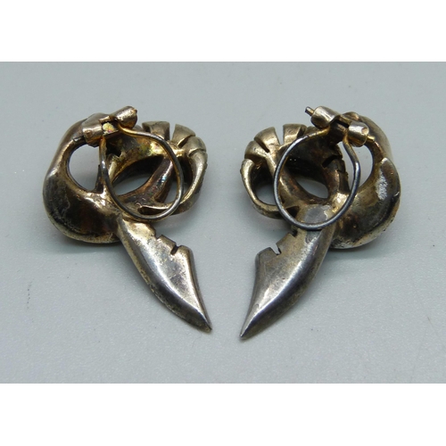 977 - A pair of paste set earrings