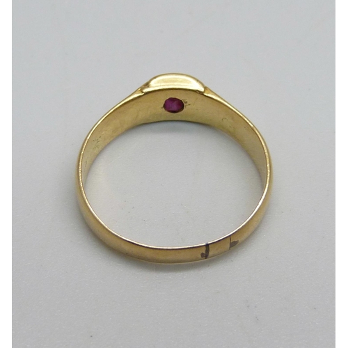 984 - A Victorian 18ct gold and ruby ring, London 1875, 3.5g, P