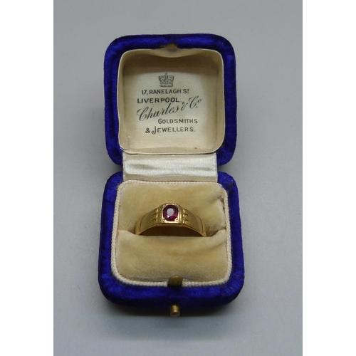 984 - A Victorian 18ct gold and ruby ring, London 1875, 3.5g, P