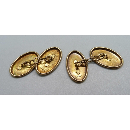 988 - A pair of 9ct gold cufflinks, 3.1g