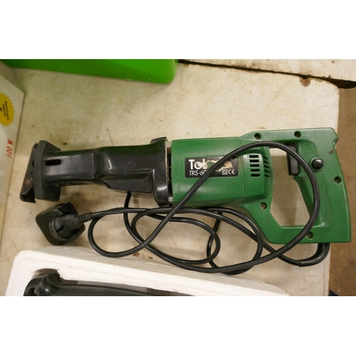 2008 - A Ferm (FBH-620) rotary hammer drill and Toledo (TRS-600) reciprocating saw