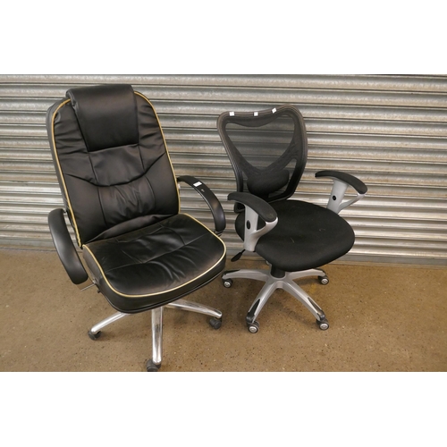 2372 - Two swivel office chairs