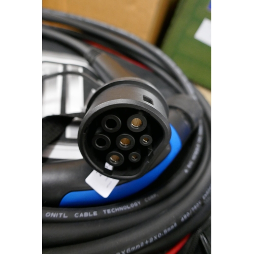 2431 - A Galaxy electric vehicle charging cable