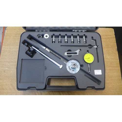 2075 - A Sykes-Pickavant 800700 dual mass flywheel special tool *This lot is subject to VAT