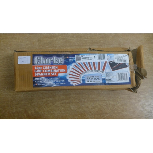 2111 - A Clarke 14 piece cushion grip combination spanner set