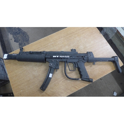 2137 - A BT Delta Elite paintball gun