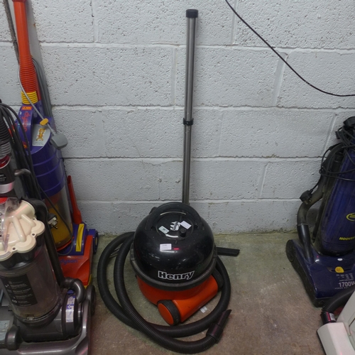 2190 - A Henry dual speed vacuum cleaner