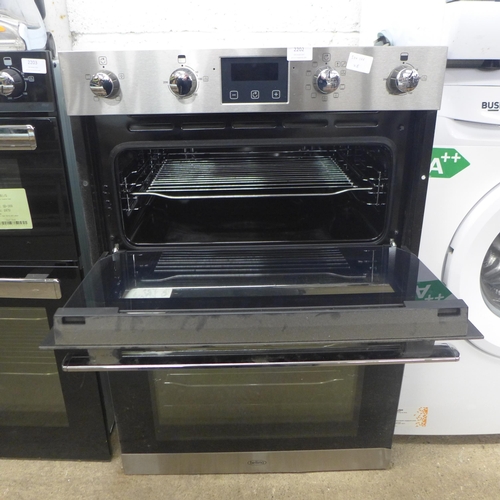 2202 - A Belling oven (model no. BI902MFCT(S)(G)