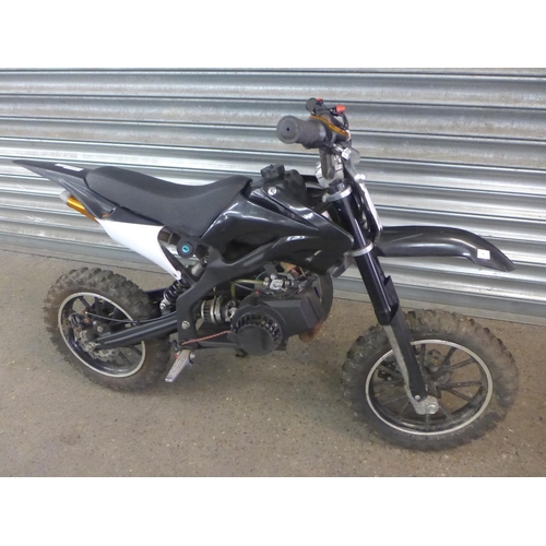 2218 - An Orion B77 mini petrol dirt bike - Police repossession