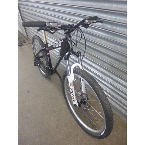 2220 - A specialized hardrock Sport aluminium framed hard tail mountain bike - Police repossession