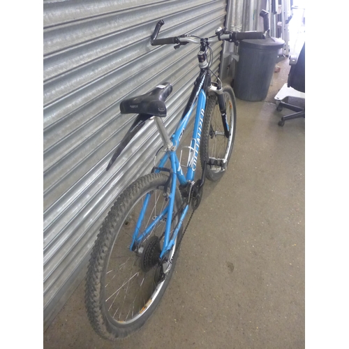 2221 - A specialized Rockhopper aluminium framed hard tail mountain bike - Police repossession