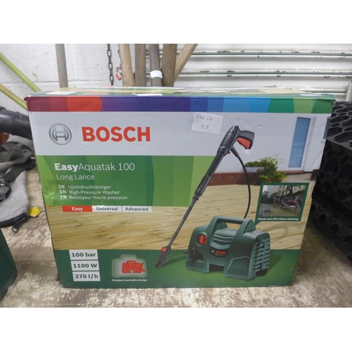 2240 - A Bosch Easy Aquatek100 1100w long lance high pressure washer