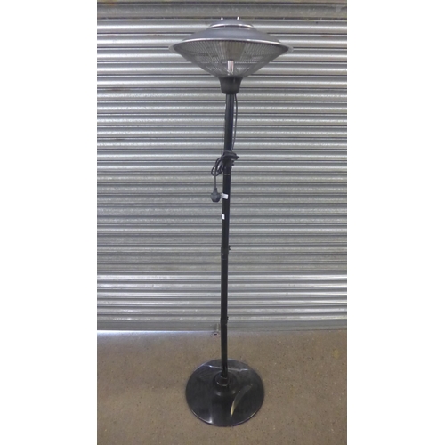 2251 - An EGL standing patio heater - 240, 1500w