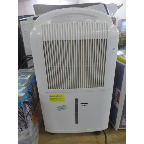 2303 - A 240v de-humidifier