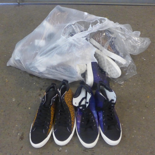 2323 - A quantity of Topman shoes - unworn in an assortment of sizes