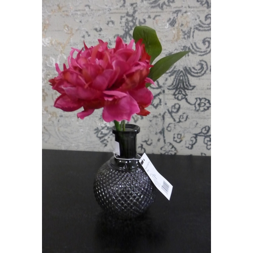 1378 - An artificial pink Peony in a ball vase, H 23cms (50328001)   #