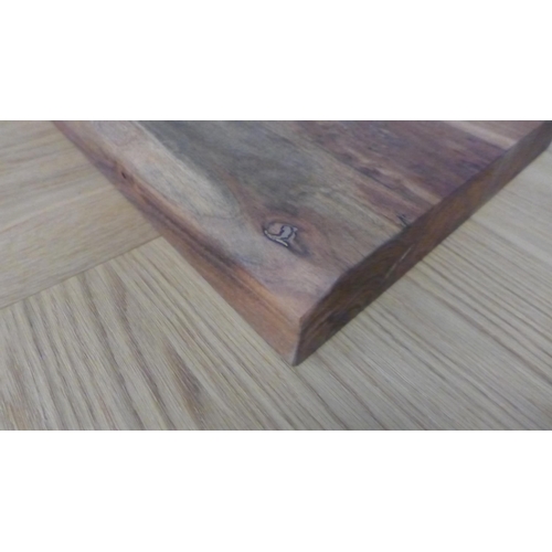 1457 - A large hardwood chopping board