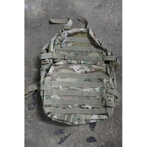 2354 - British military workwear, 1 large back pack, 5 smocks and 3 trousers