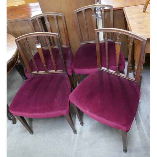 138 - A set of four Edward VII mahogany dining chairs