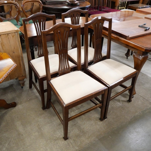 173 - A set of four Edward VII mahogany dining chairs