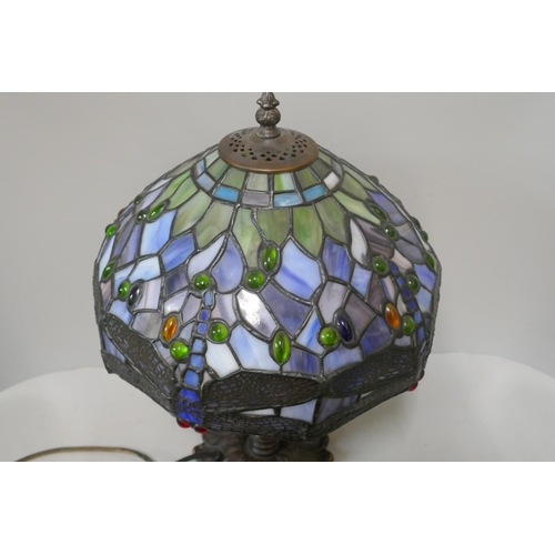 286 - A Tiffany style table lamp