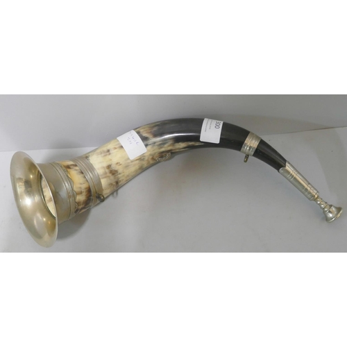 300 - A hunting horn with silver plated mounts, 34cms l