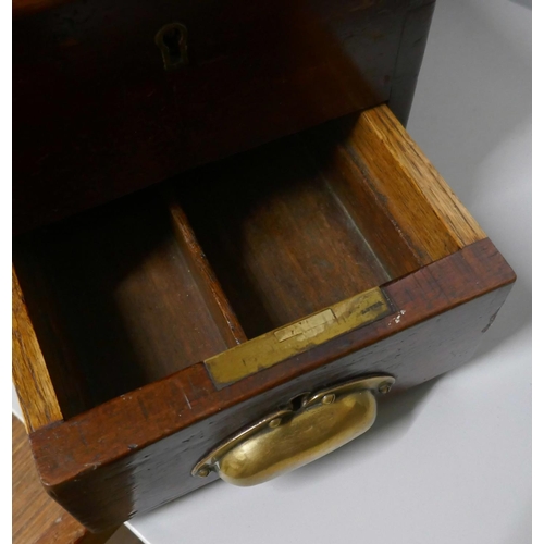 316 - An early 20th Century mahogany cash drawer