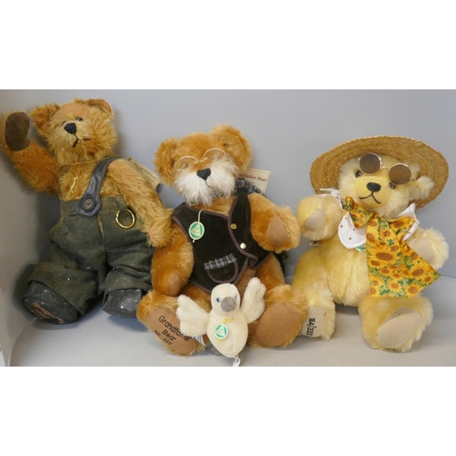 330 - Four Teddy bears; Hermann Alberich, Grandfather bear, Summer Sunshine bear and bird