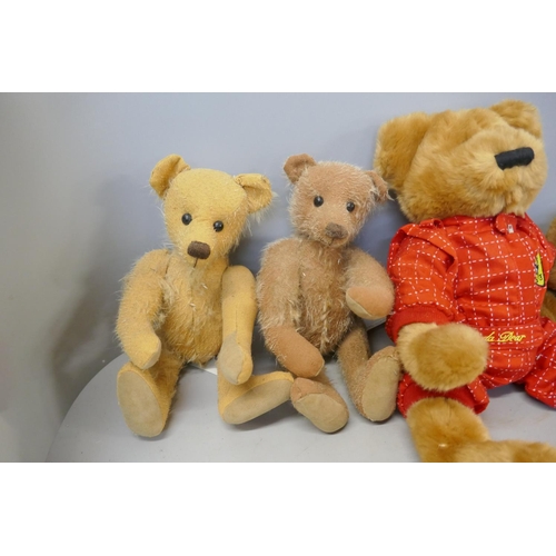 332 - Four Teddy bears; two Bainbridge bears, a Ferrari Scuda bear and a Cricketer Canterbury bear