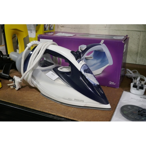 3021 - Philips Azur Steam Iron (312-59) * This lot is subject to VAT