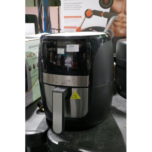 3054 - Gourmia Air Fryer (312-145) * This lot is subject to VAT