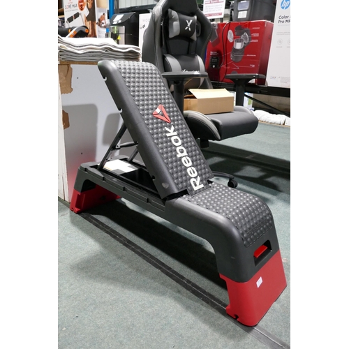 3072 - Reebok Fitness Deck   (309-299)   * This lot is subject to vat