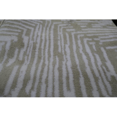 3073 - Three Polyester Accent Rugs  (76x114cm)   (309-311)   * This lot is subject to vat