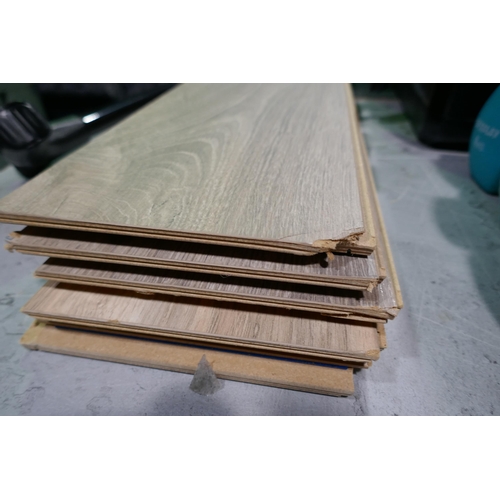 3084 - Laminate Hartford Oak Flooring (309-297)   * This lot is subject to vat