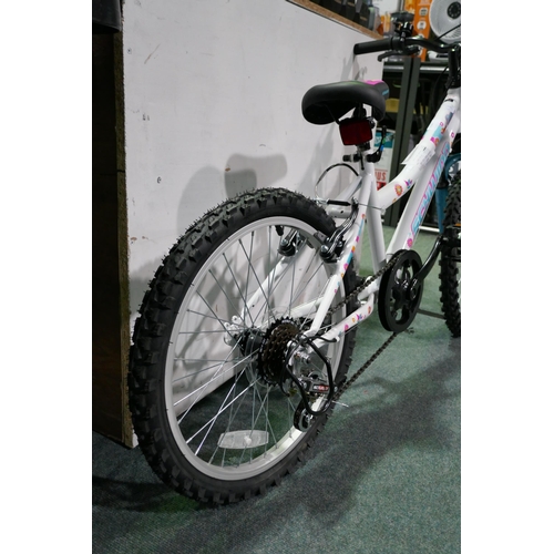 3104 - Schwinn Shade Girl's Mountain Bike, original RRP £119.99 + VAT (312-314) * This lot is subject to VA... 