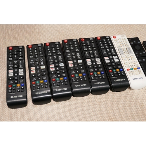 3126 - A bag of Mixed Samsung remotes * This lot is subject to VAT