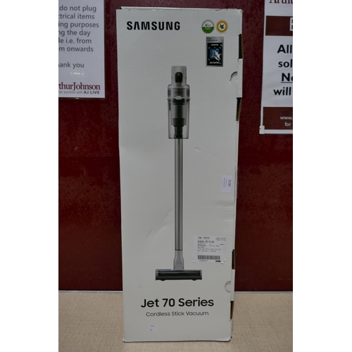 3130 - Samsung Jet 70 Pet Vacuum Cleaner With Battery And Charger, Original RRP £299.99 + vat          (309... 