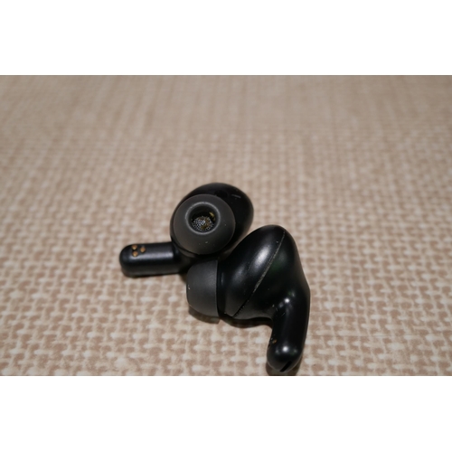 3136 - LG UFP5 Wireless Earbuds (model:- TONE-UFP5) (312-97) * This lot is subject to VAT