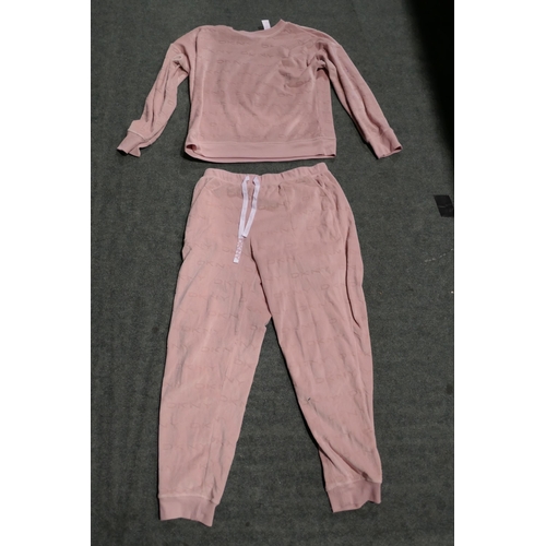 3178 - Lady's DKNY, etc. loungewear and pyjamas - assorted sizes, prints, etc. * This lot is subject to VAT