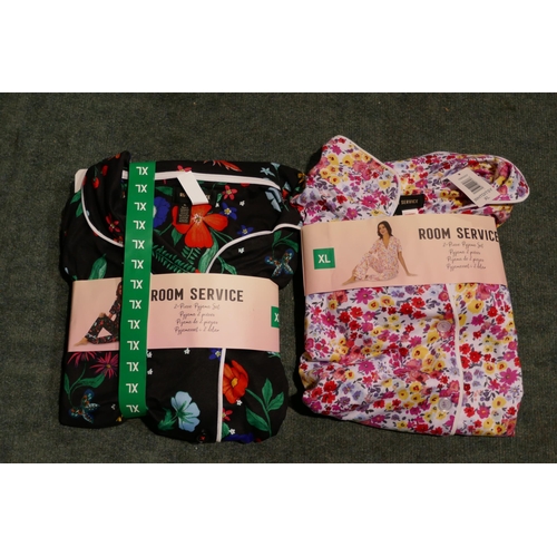 3178 - Lady's DKNY, etc. loungewear and pyjamas - assorted sizes, prints, etc. * This lot is subject to VAT